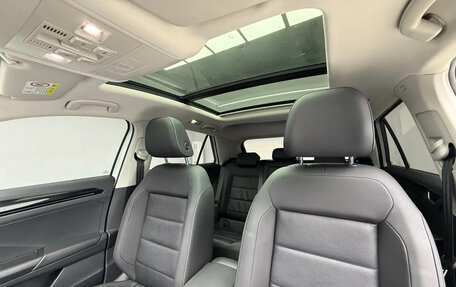 Volkswagen T-Roc I, 2022 год, 1 550 040 рублей, 21 фотография