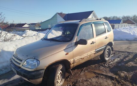 Chevrolet Niva I рестайлинг, 2005 год, 240 000 рублей, 2 фотография