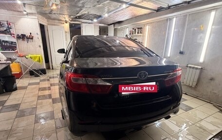Toyota Camry, 2014 год, 1 350 000 рублей, 10 фотография