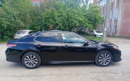 Toyota Camry, 2018 год, 2 650 000 рублей, 5 фотография