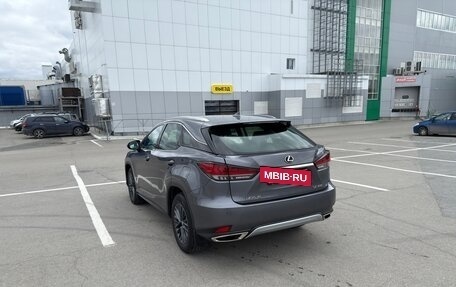 Lexus RX IV рестайлинг, 2020 год, 5 700 000 рублей, 2 фотография
