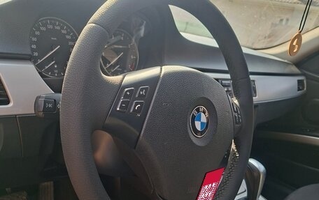 BMW 3 серия, 2010 год, 750 000 рублей, 2 фотография