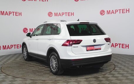 Volkswagen Tiguan II, 2018 год, 2 158 000 рублей, 7 фотография