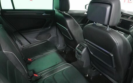 Volkswagen Tiguan II, 2018 год, 2 158 000 рублей, 11 фотография