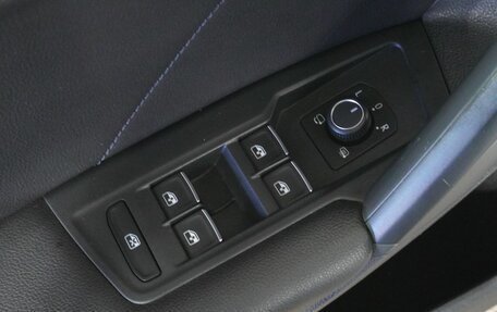 Volkswagen Tiguan II, 2018 год, 2 158 000 рублей, 14 фотография