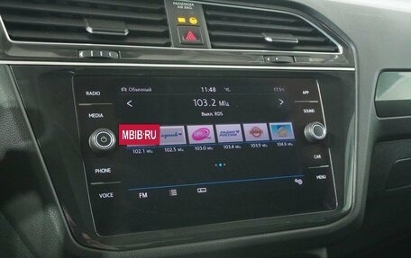 Volkswagen Tiguan II, 2018 год, 2 158 000 рублей, 12 фотография