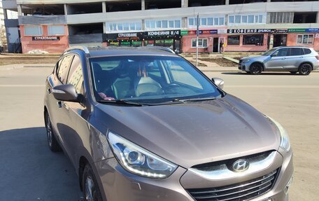 Hyundai ix35 I рестайлинг, 2014 год, 1 500 000 рублей, 2 фотография