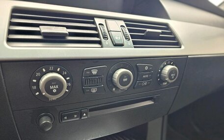 BMW 5 серия, 2004 год, 1 129 000 рублей, 11 фотография