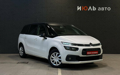 Citroen C4 Picasso II рестайлинг, 2018 год, 1 000 000 рублей, 3 фотография