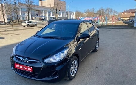 Hyundai Solaris II рестайлинг, 2011 год, 950 000 рублей, 1 фотография