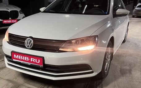 Volkswagen Jetta VI, 2015 год, 1 250 000 рублей, 1 фотография