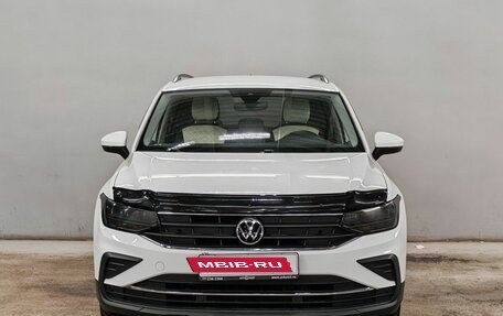 Volkswagen Tiguan II, 2021 год, 2 913 000 рублей, 2 фотография