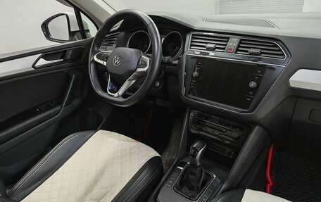 Volkswagen Tiguan II, 2021 год, 2 913 000 рублей, 10 фотография