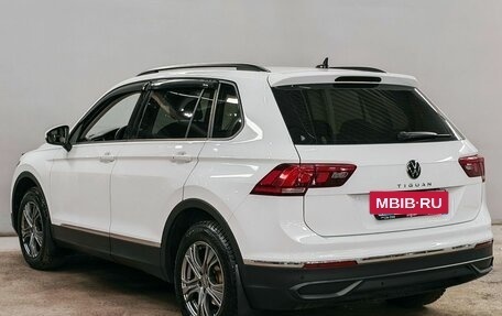Volkswagen Tiguan II, 2021 год, 2 913 000 рублей, 7 фотография
