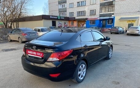 Hyundai Solaris II рестайлинг, 2011 год, 950 000 рублей, 5 фотография