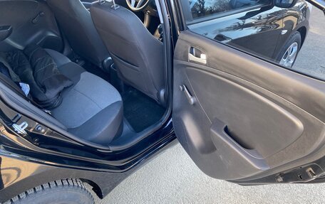 Hyundai Solaris II рестайлинг, 2011 год, 950 000 рублей, 14 фотография