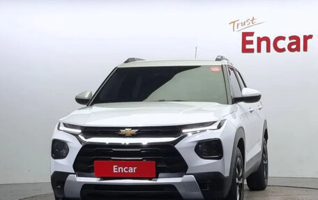 Chevrolet TrailBlazer, 2022 год, 1 338 040 рублей, 3 фотография