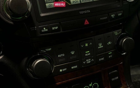 Toyota Highlander III, 2010 год, 1 604 000 рублей, 5 фотография