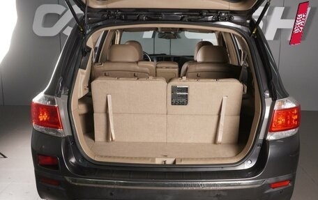 Toyota Highlander III, 2011 год, 1 869 000 рублей, 22 фотография