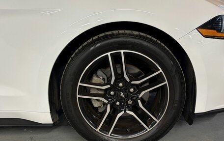 Ford Mustang VI рестайлинг, 2018 год, 3 150 000 рублей, 11 фотография