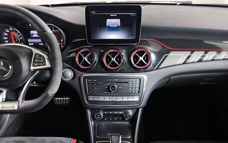 Mercedes-Benz CLA AMG, 2016 год, 2 495 000 рублей, 15 фотография