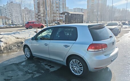 Volkswagen Golf VI, 2009 год, 650 000 рублей, 3 фотография