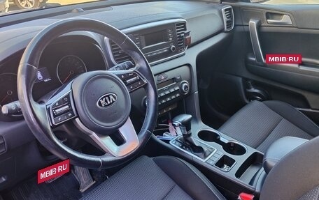 KIA Sportage IV рестайлинг, 2020 год, 2 520 000 рублей, 4 фотография