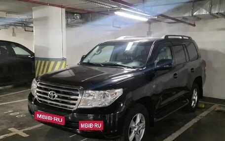Toyota Land Cruiser 200, 2011 год, 2 700 000 рублей, 4 фотография