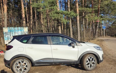 Renault Kaptur I рестайлинг, 2017 год, 1 285 000 рублей, 2 фотография