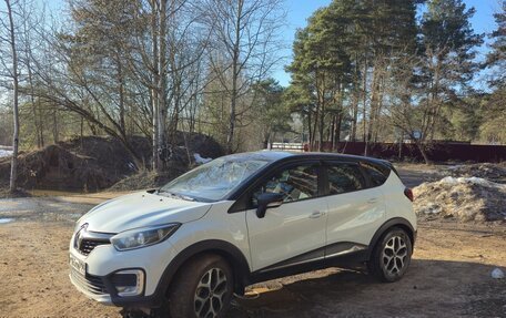 Renault Kaptur I рестайлинг, 2017 год, 1 285 000 рублей, 8 фотография