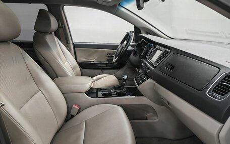 KIA Carnival III, 2018 год, 2 513 000 рублей, 9 фотография