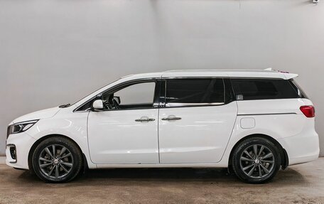 KIA Carnival III, 2018 год, 2 513 000 рублей, 8 фотография