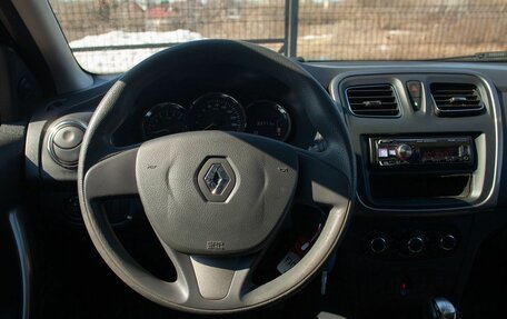 Renault Logan II, 2015 год, 895 000 рублей, 20 фотография