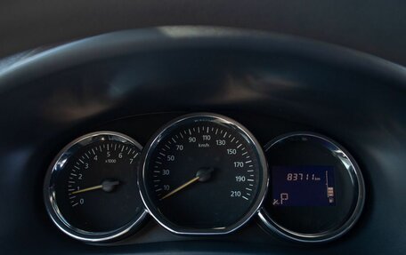 Renault Logan II, 2015 год, 895 000 рублей, 21 фотография