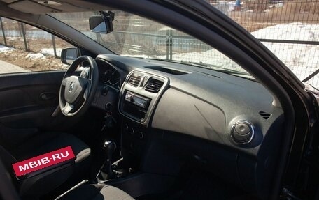 Renault Logan II, 2015 год, 895 000 рублей, 18 фотография