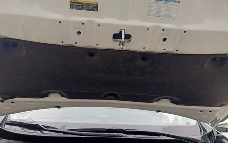 Toyota RAV4, 2015 год, 2 050 000 рублей, 4 фотография