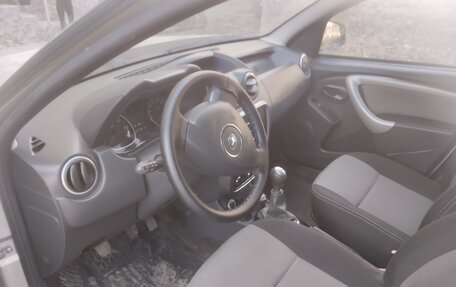 Renault Duster I рестайлинг, 2013 год, 850 000 рублей, 1 фотография