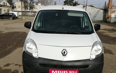 Renault Kangoo II рестайлинг, 2012 год, 950 000 рублей, 1 фотография