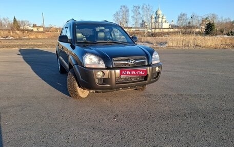 Hyundai Tucson III, 2006 год, 730 000 рублей, 1 фотография
