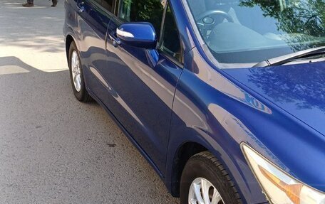 Honda Stream II, 2010 год, 1 200 000 рублей, 18 фотография