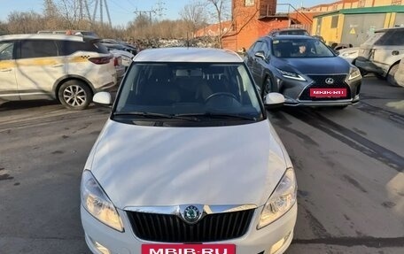 Skoda Fabia II, 2012 год, 895 000 рублей, 3 фотография