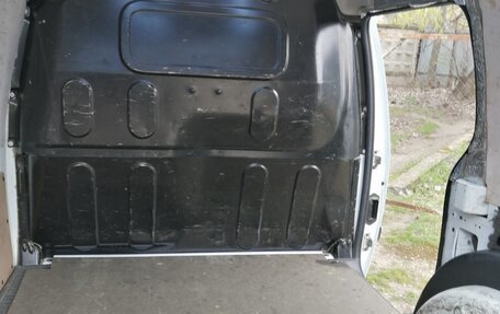 Renault Kangoo II рестайлинг, 2012 год, 950 000 рублей, 11 фотография