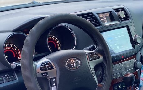 Toyota Highlander III, 2012 год, 2 449 000 рублей, 11 фотография