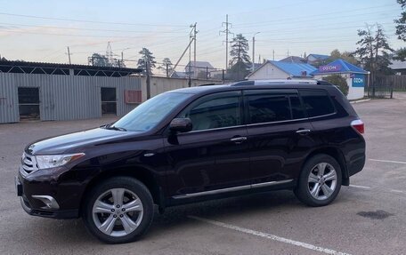 Toyota Highlander III, 2012 год, 2 449 000 рублей, 13 фотография