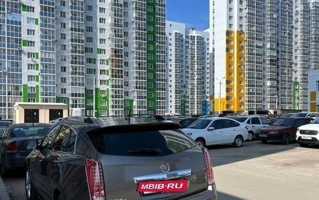 Cadillac SRX II рестайлинг, 2011 год, 1 200 000 рублей, 19 фотография