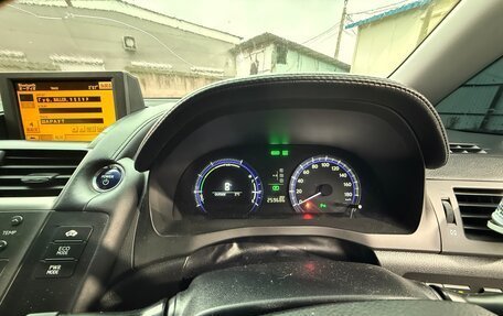 Lexus HS I рестайлинг, 2012 год, 1 570 000 рублей, 19 фотография