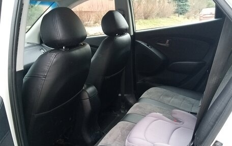 Hyundai ix35 I рестайлинг, 2013 год, 1 030 000 рублей, 9 фотография