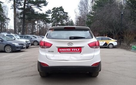 Hyundai ix35 I рестайлинг, 2013 год, 1 030 000 рублей, 6 фотография