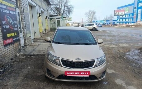 KIA Rio III рестайлинг, 2015 год, 980 000 рублей, 2 фотография