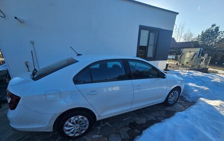 Skoda Rapid I, 2017 год, 1 000 000 рублей, 18 фотография